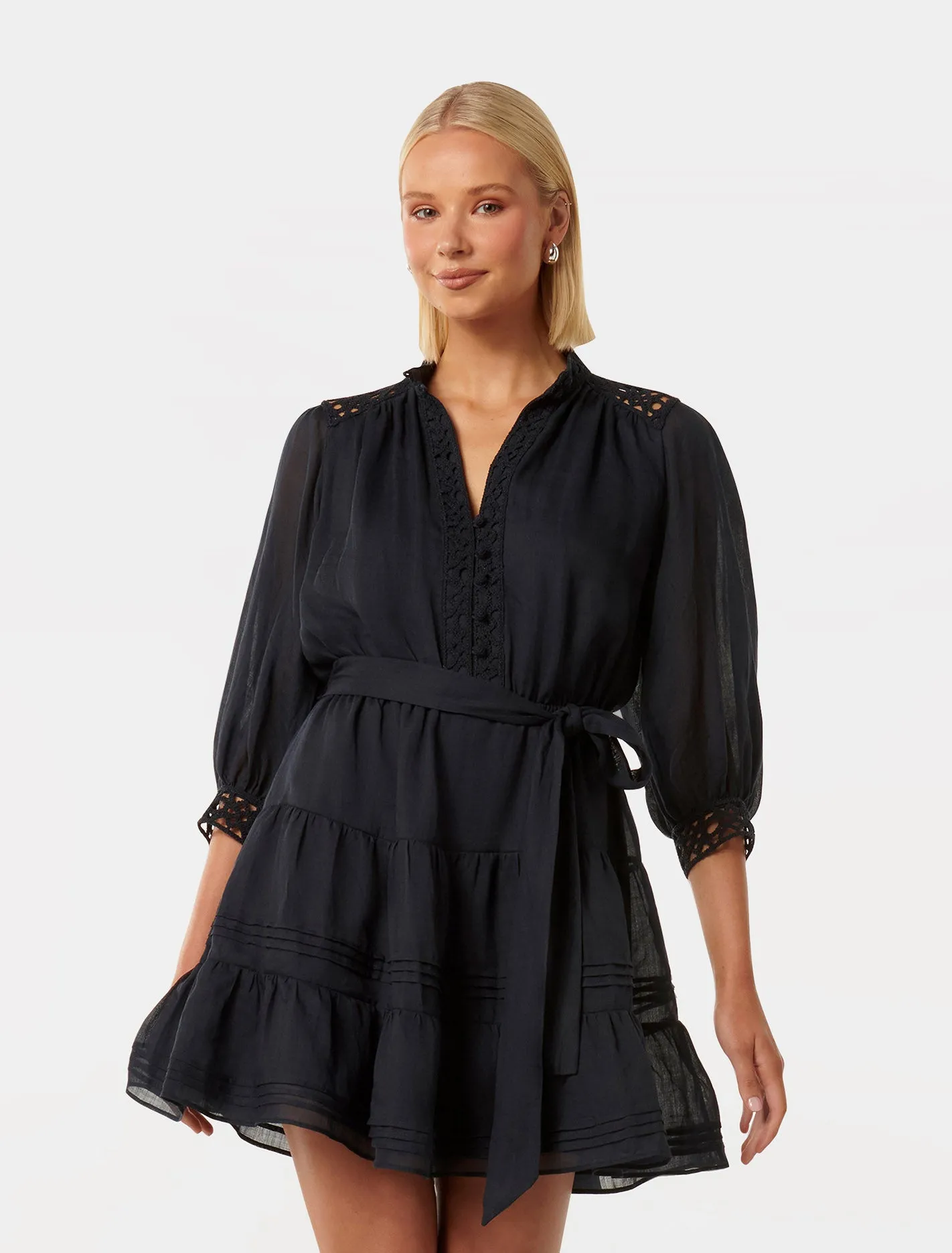Chic Cecilia Crochet Trim Mini Dress for Effortless Style