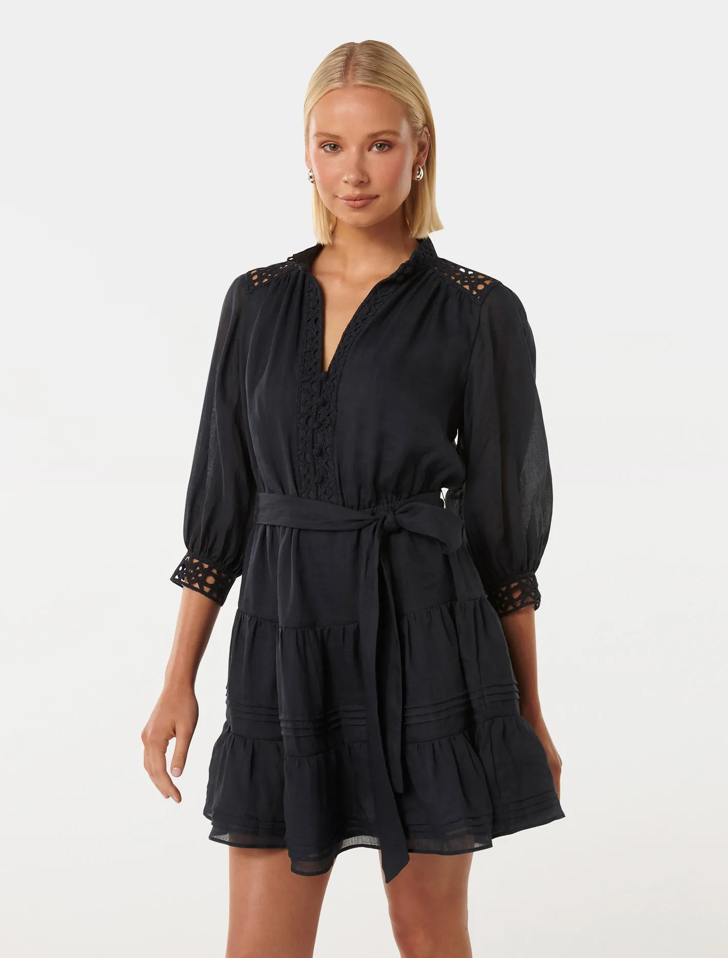Chic Cecilia Crochet Trim Mini Dress for Effortless Style