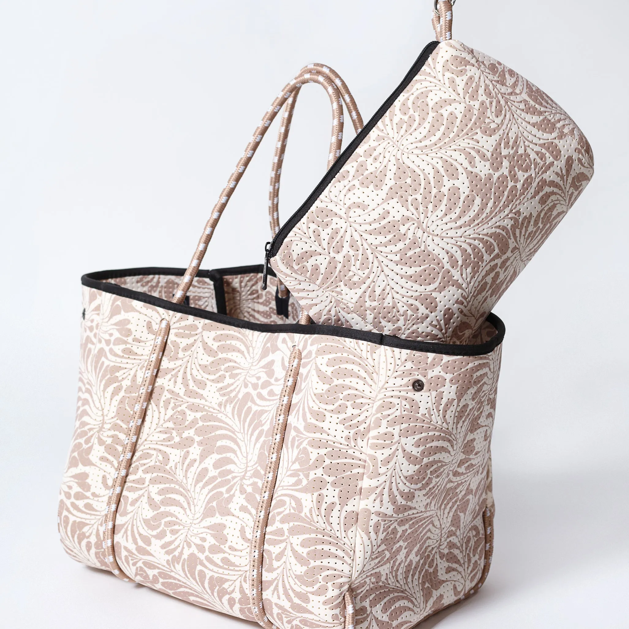 EVERYDAY TOTE PALM DREAMS BEIGE